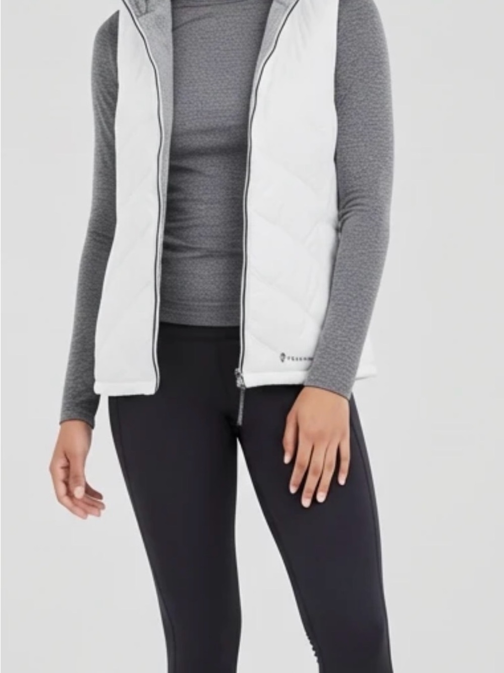 Free Country super soft reversible White Quilted Sherpa-Lined Women's Vest - med